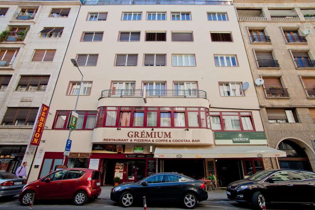 Penzion Gremium 호텔 브라티슬라바 외부 사진